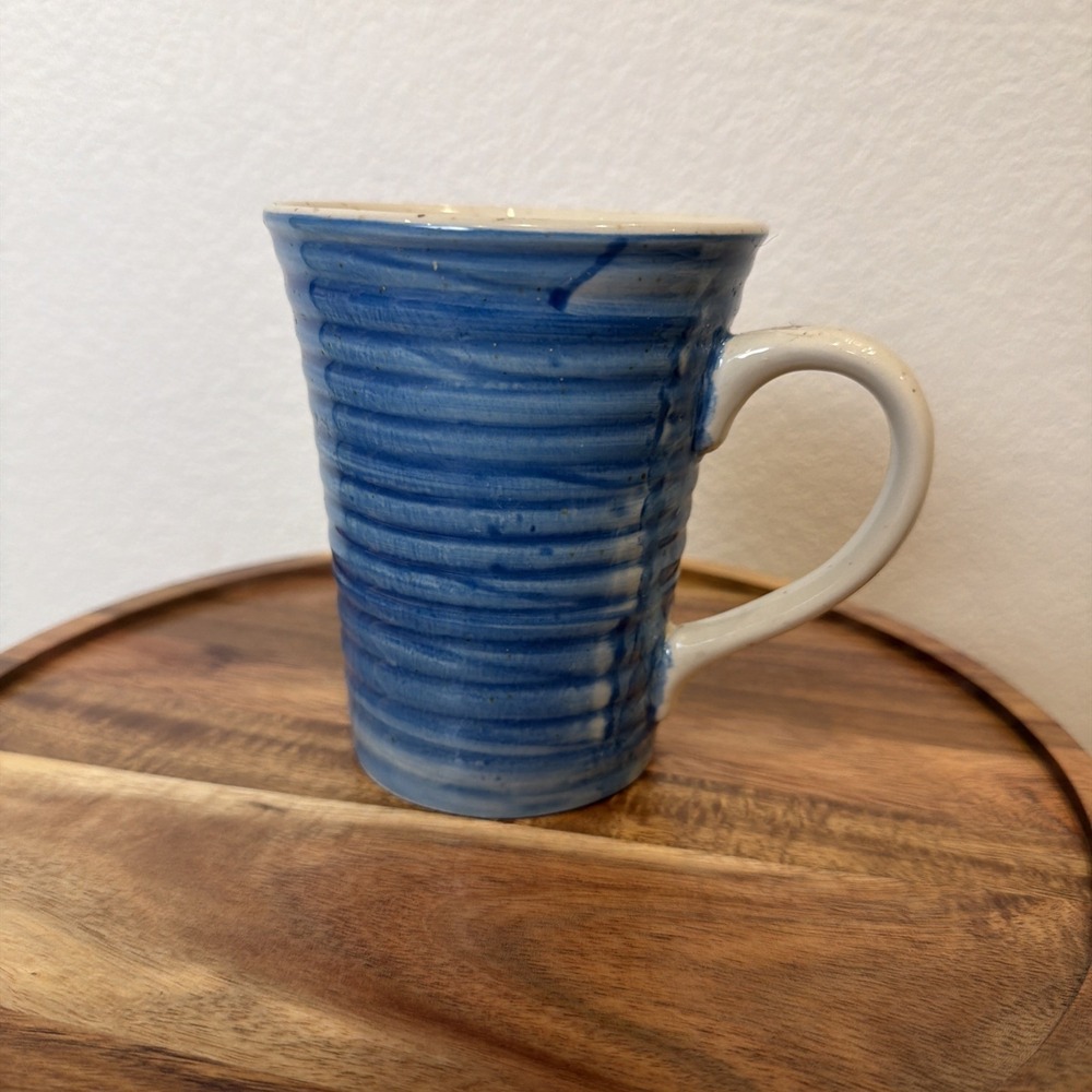 Coffee‎ Mug "Everyday" Gibson Blue/White Swirl Hand-painted